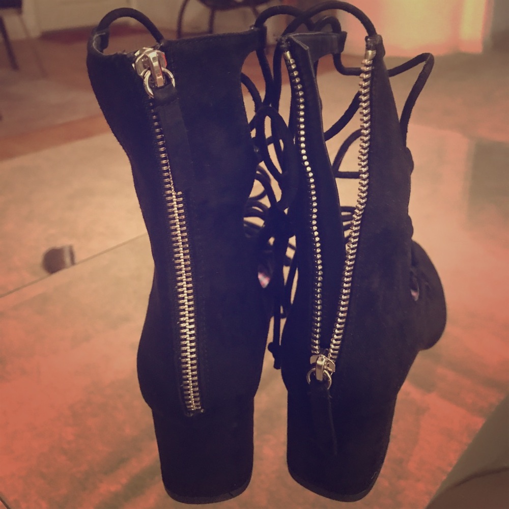 💕Zara shoes 👠💕 - Picture 3 of 4